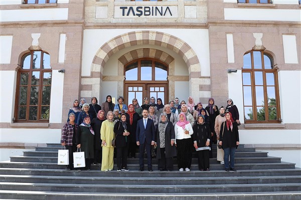 Konya Büyükşehir Belediyesi, kadın çiftçileri buluşturdu