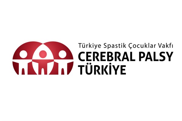 Veliefendi Hipodromu’nda atlar Serebral Palsi için dörtnala koştu