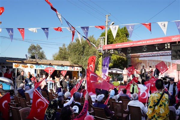 Cumhuriyet coşkusu Urla’da yaşanıyor