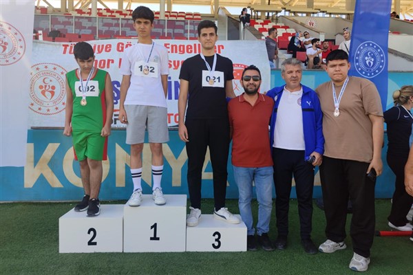Afyonkarahisar Görme Engelliler Gençlik Spor Kulübü sporcuları Konya’da madalya kazandı