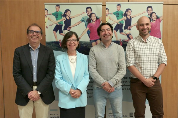 Obezite anne karnında izlenmeye başlanabilecek