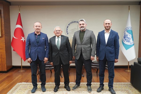 Başkan Büyükkılıç’a “istişare” ziyaretleri