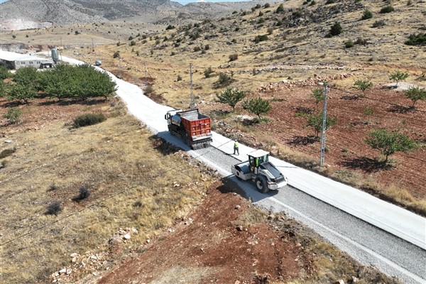 Malatya Büyükşehir, Gözene Mahallesi’nde yol çalışmalarına başladı