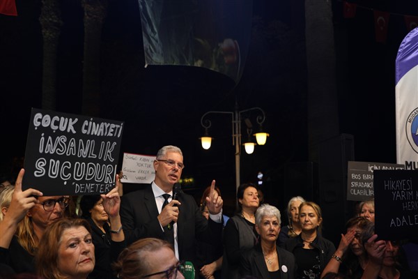 Mudanya’da kadına yönelik şiddet protesto edildi