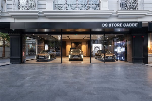 DS Automobiles, Türkiye’de iki yeni DS STORE daha hizmete aldı