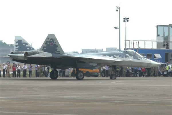 Rusya’nın beşinci nesil Su-57’si Zhuhai Hava Gösterisi’nde görücüye çıkacak