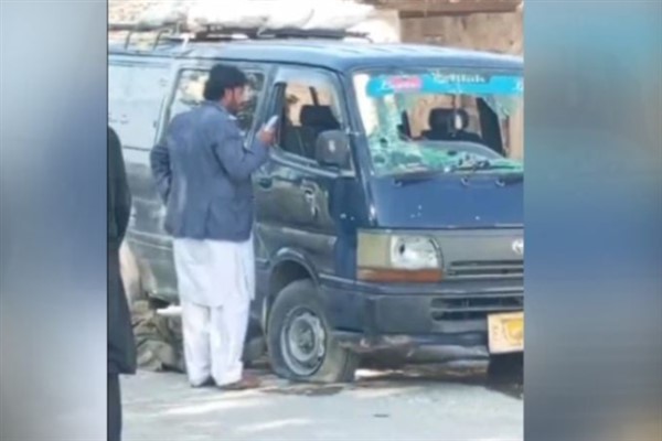 Pakistan’da Şii konvoyuna düzenlenen silahlı saldırıda 38 kişi öldü