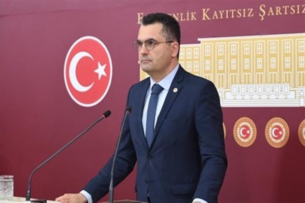 DEVA Partili Burak Dalgın: Türkiye taşraya sürükleniyor; Vasatistan’a geçit vermeyeceğiz