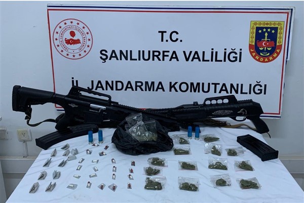 Şanlıurfa’da jandarmadan uyuşturucu ve silah operasyonu