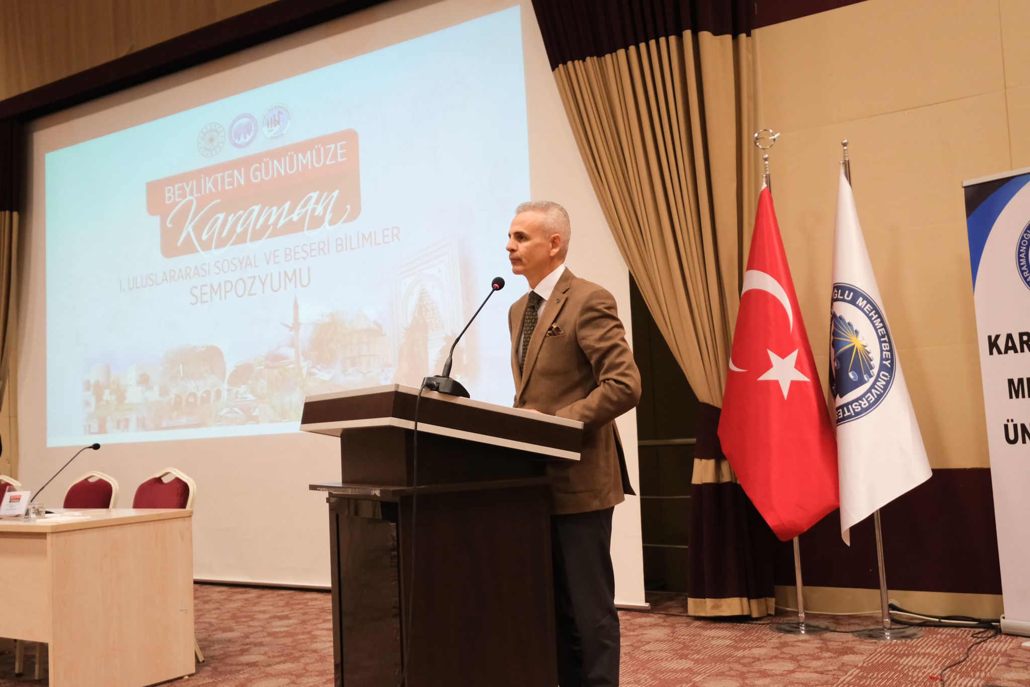 Beylikten Günümüze Karaman: I. Uluslararası Sosyal ve Beşeri Bilimler Sempozyumu açıldı