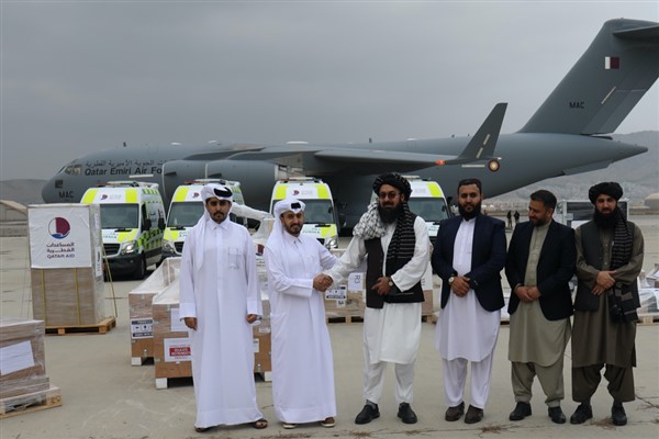 Tıbbi yardım taşıyan Katar uçağı Kabil’e ulaştı