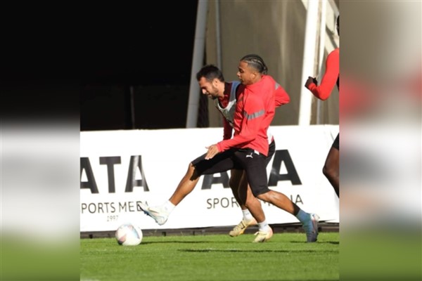 Atakaş Hatayspor, Beşiktaş maçı için hazırlıklarını sürdürüyor