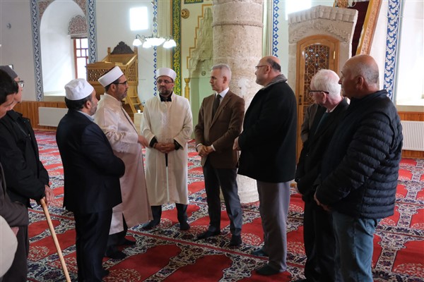 Karaman Valisi Çiçekli, vatandaşlarla bir araya geldi