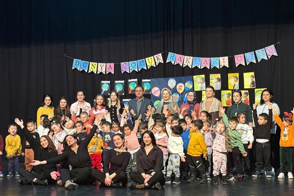 Eskişehir’de çocuklara hakları drama ile anlatıldı