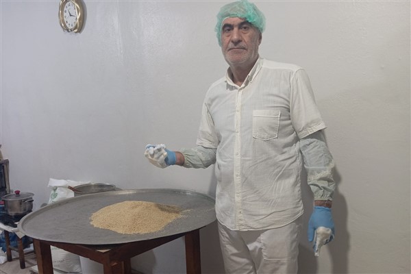 Asırlardır süren gelenek helva