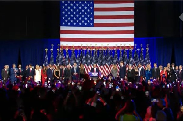 Trump zaferini ilan etti