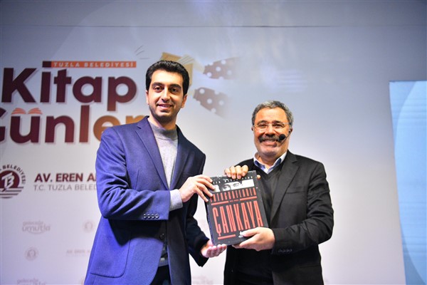 Tuzla Kitap Günleri’nin konuğu Ahmet Ümit oldu