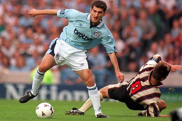 Gürcistan’da eski futbolcu cumhurbaşkanı adayı olarak gösterildi