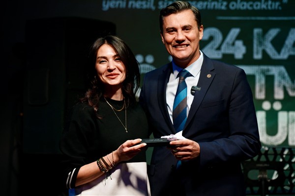 Başkan Zeyrek’ten öğretmenlere maaş müjdesi