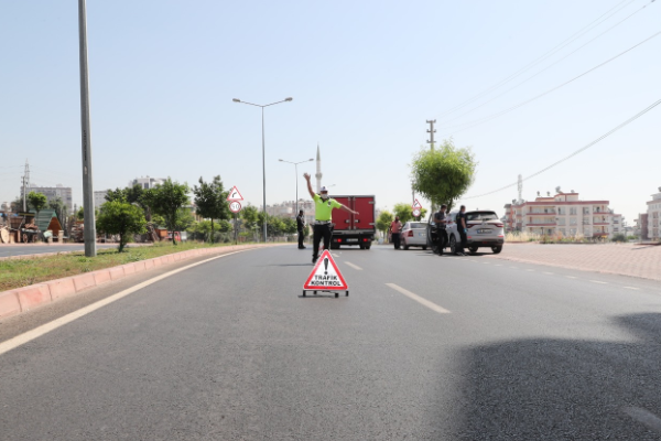 Usulsüz çakar kullanan 10 bin 444 sürücü hakkında işlem yapıldı