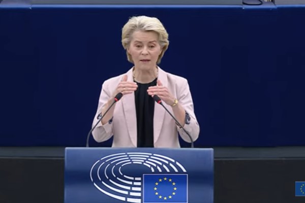 Avrupa Parlamentosu yeni AB Komisyonu’nu onayladı