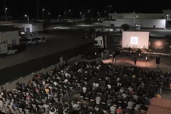 Gezen Sinema Tırı ile 895 bin çocuk beyaz perdeyle buluştu