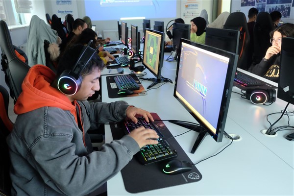 Zeytinburnu’nda Siber Güvenlik Atölyesi eğitimleri başlıyor