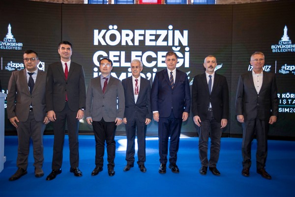 “Körfezin Geleceği, İzmir’in Geleceği” çalıştayı başladı