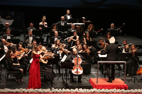 Eskişehir Senfoni Orkestrası, bir konser verdi