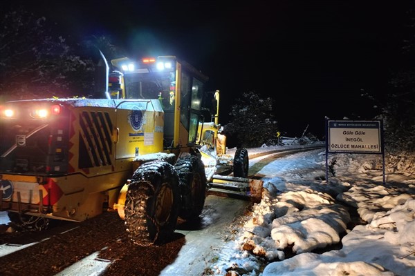 Bursa Büyükşehir, 169 mahalle yolunu ulaşıma açtı