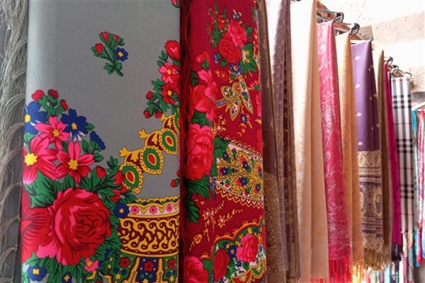 Diyarbakır’da el dokuması şallar ilgi görüyor