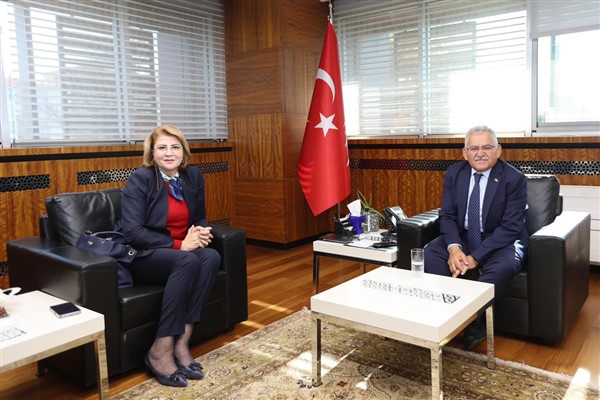 Başkan Büyükkılıç, Azerbaycan Büyükelçilik Müsteşarı Nesibova’yı ağırladı