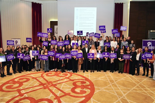 Avcılar’da Kadına Yönelik Şiddete Karşı Acil Eylem Çalıştayı düzenlendi