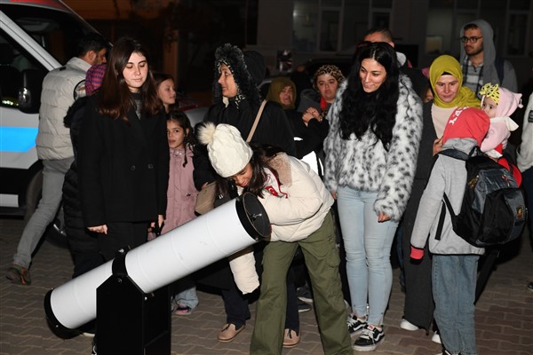 Osmangazi’de Atatürk, bilimle anıldı