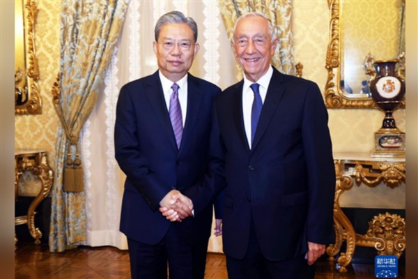 Portekiz Cumhurbaşkanı Sousa ile ÇUHM Daimi Komitesi Başkanı Zhao görüştü