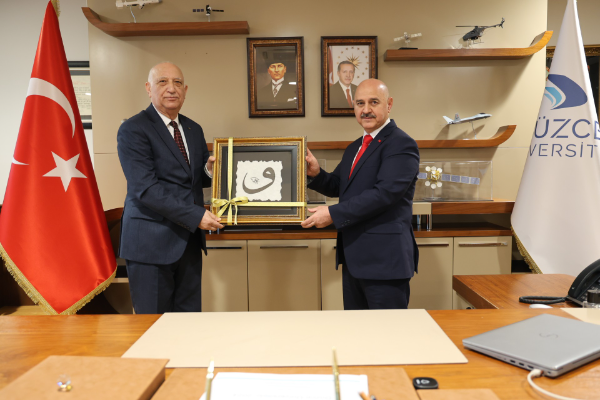 Mingeçevir Üniversitesi Heyeti’nden Düzce Üniversitesi Rektörü Sözbir’e ziyaret