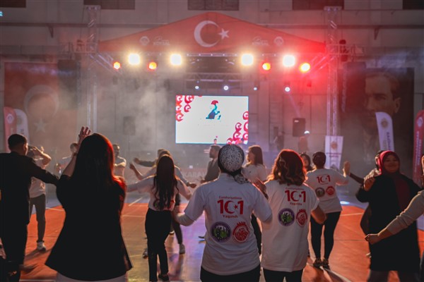 Afyonkarahisar’da Öğretmenler Günü için program düzenlendi