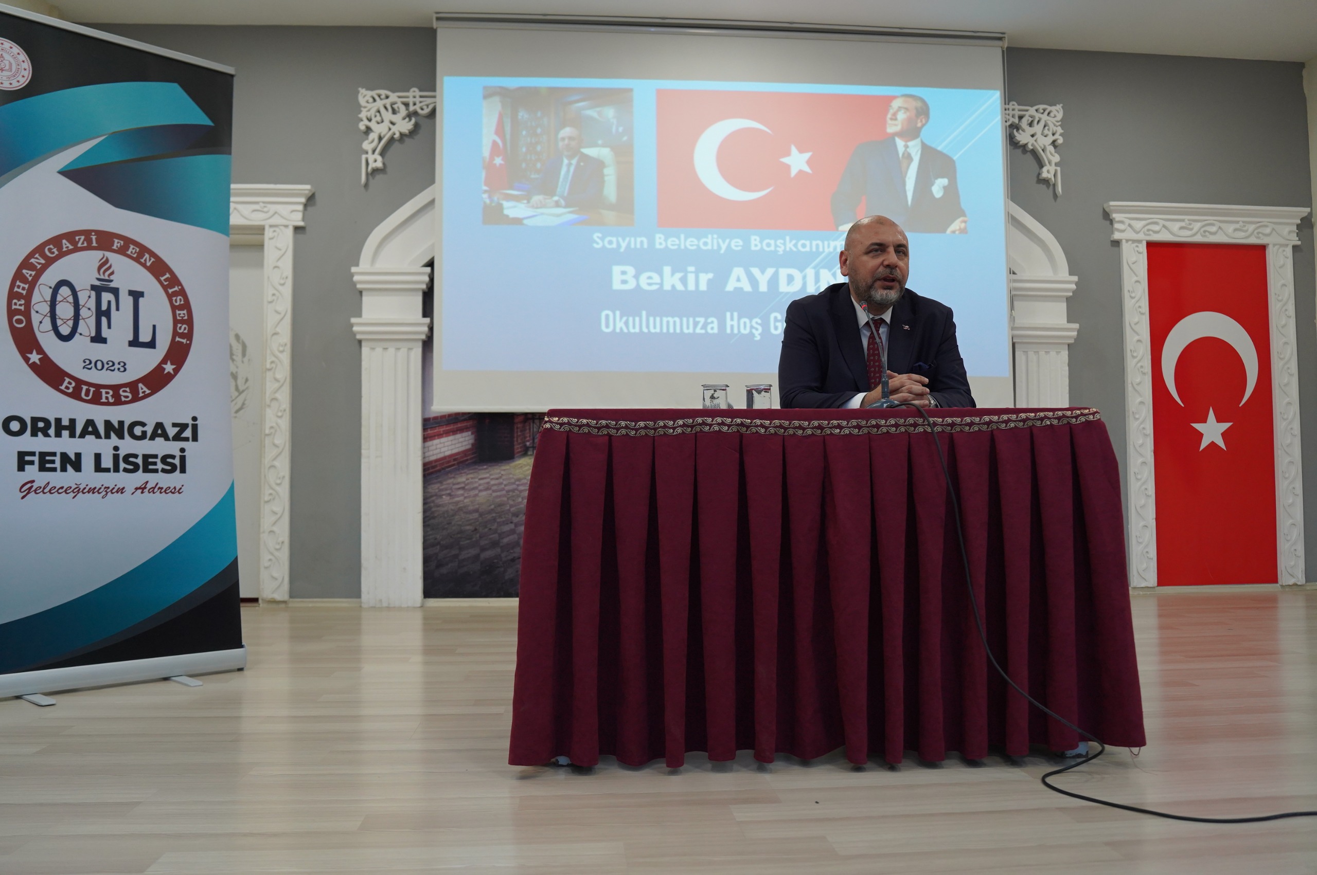 Başkan Aydın, Orhangazi Fen Lisesi öğrencileriyle buluştu