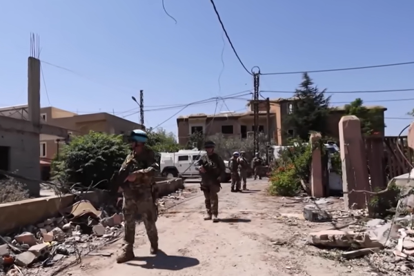 BM Güvenlik Konseyi Lübnan’da barış güçlerine yönelik saldırıları kınadı