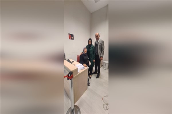 Kumartaşlı, şehit Jandarma Er Murat Korkmaz’ın kızı Esma Korkmaz’ı ziyaret etti