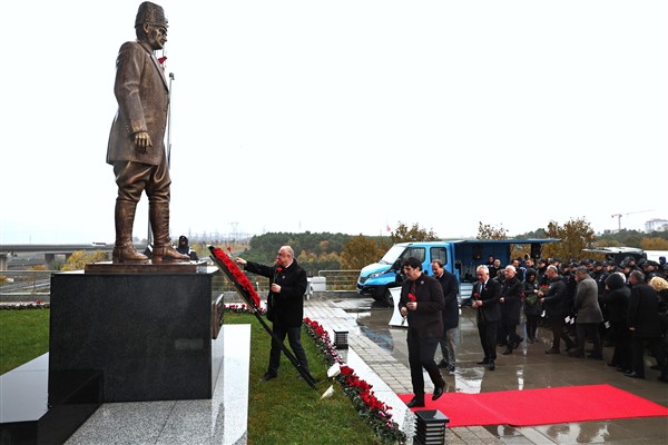 İstanbul’da Atatürk’ü anma törenleri