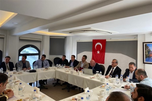 Fenerbahçe Spor Kulübü Akdeniz Dernekleri bölge toplantısı gerçekleştirildi