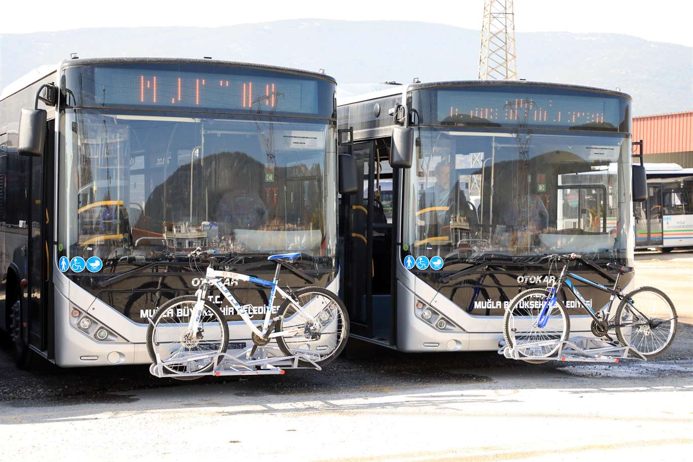 Muğla Büyükşehir Belediyesi, araç filosunu güçlendiriyor