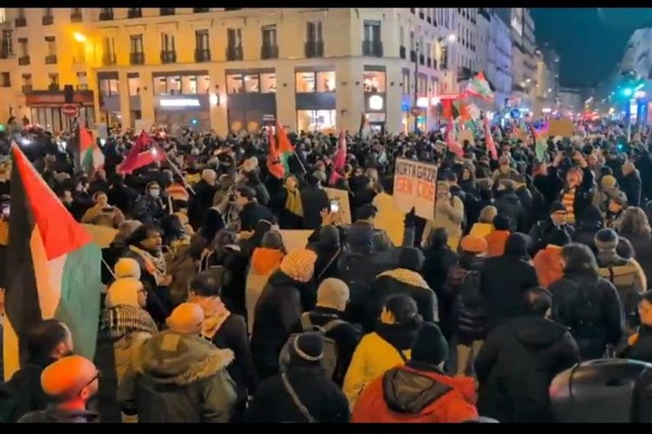 Fransa – İsrail maçında her beş seyirciye bir polis görevlendirildi