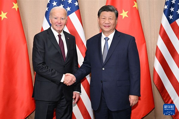 Çin Cumhurbaşkanı Xi ile ABD Başkanı Biden Lima’da görüştü