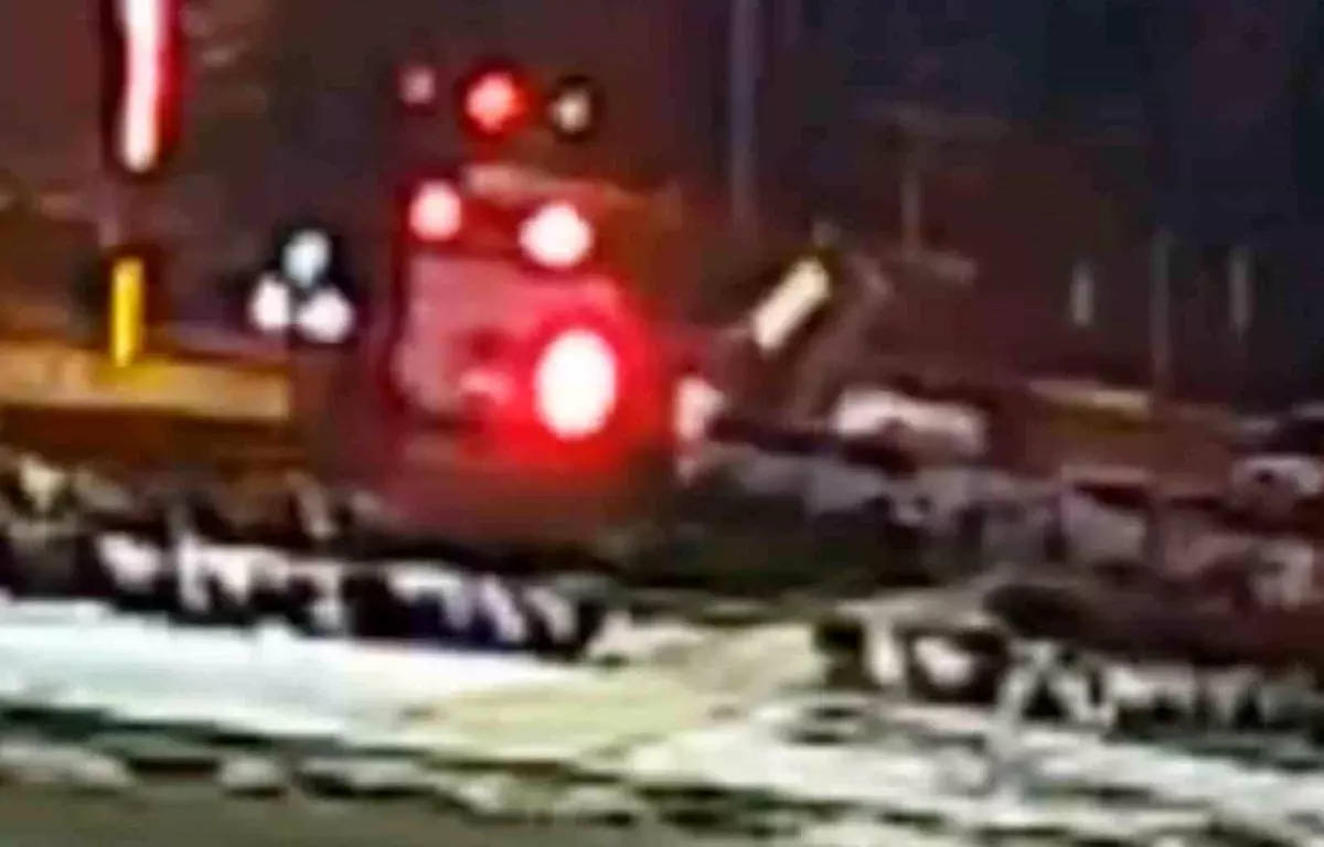 Aksaray’da Yolcu Otobüsü ile Otomobil Çarpıştı: 1 Ölü