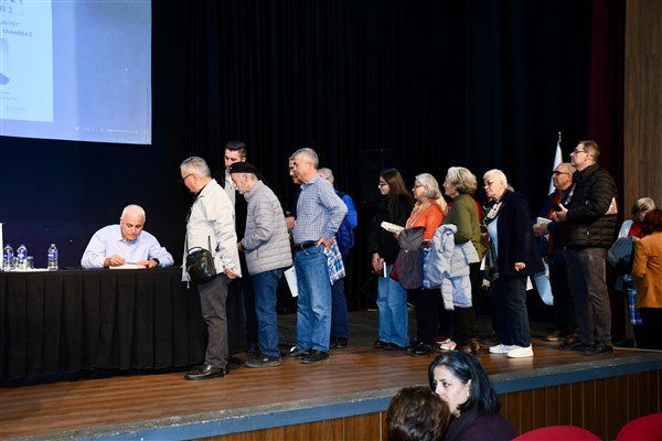 “Laiklik ve Cumhuriyet” söyleşisi Balıkesir’de düzenlendi