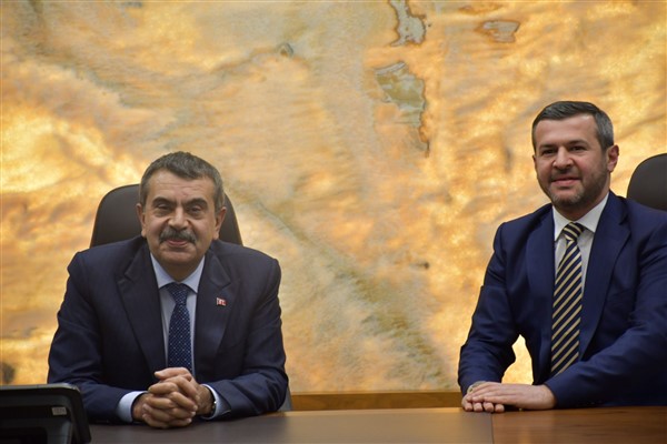 Bakan Tekin’den Karabük Belediyesi’ne ziyaret
