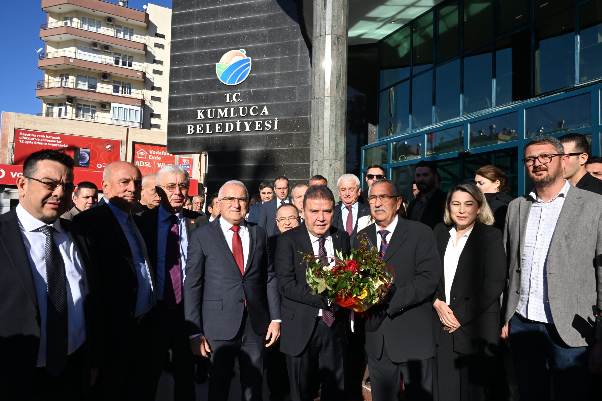 Başkan Böcek Kumluca’da