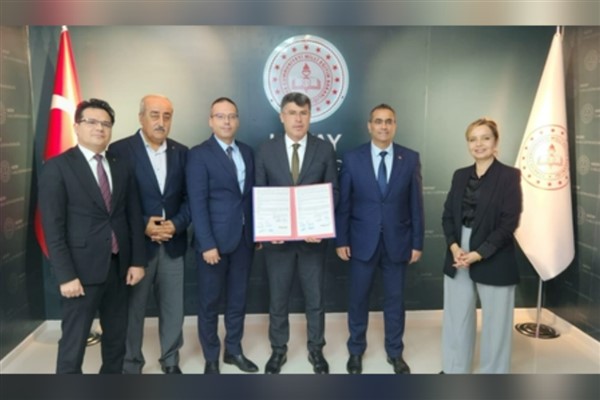 Defne’de maaş promosyonu protokolü imzalandı